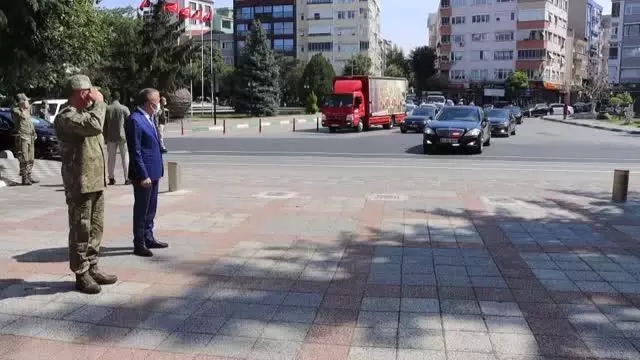 KIRKLARELİ - 1. Ordu Komutanı Korgeneral Yeni, Kırklareli Valisi Bilgin'i ziyaret etti