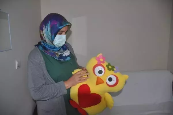 Son dakika haberleri: KORONAVİRÜSTEN ÖLEN DUYGU EBE, BEBEĞİNİ KUCAĞINA ALMAYI HAYAL EDİYORMUŞ