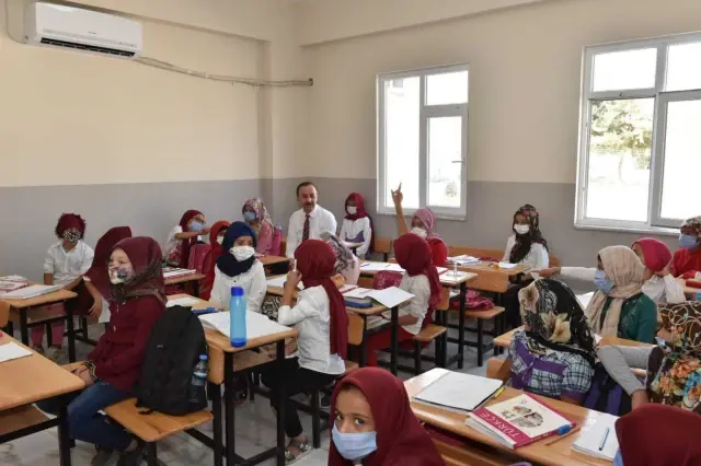 ŞANLIURFA - Kuveytli hayırseverlerin yaptıracağı 15 okuldan 9'u tamamlandı