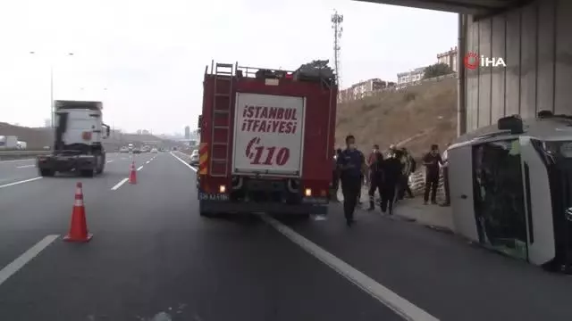 Kuzey Marmara Otoyolu'nda işçi servisi yan yattı, 6 işçi yaralandı