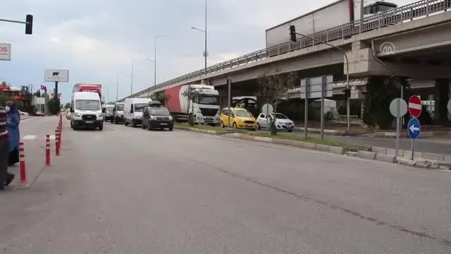 Mahalle sakinlerinden kavşak düzenlemesine tepki