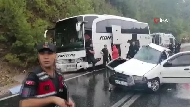 Son dakika haber: Eve dönüş yolundaki kaza 2 kızı anne ve babasından ayırdı