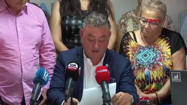 MEMLEKET PARTİSİ İZMİR İL BAŞKANI: AFİŞ SÖKÜLMESİYLE İLGİLİ ÖZÜR BEKLİYORUZ