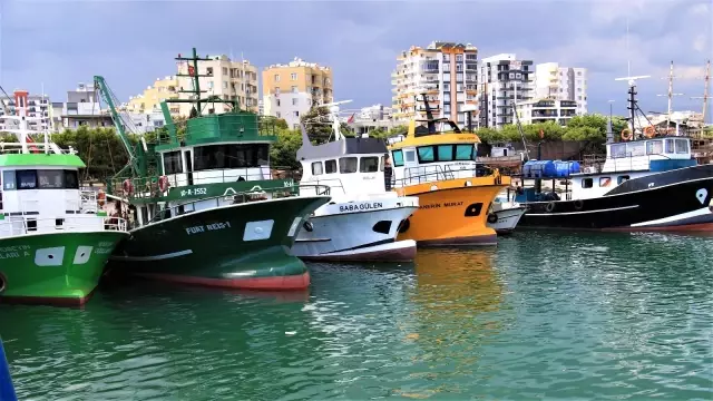 Mersinli balıkçılar, 5 ay sonra Vira Bismillah' diyerek yola çıkmaya başladı