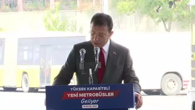 Metrobüs hattında kullanılacak 160 otobüs için imza töreni düzenlendi