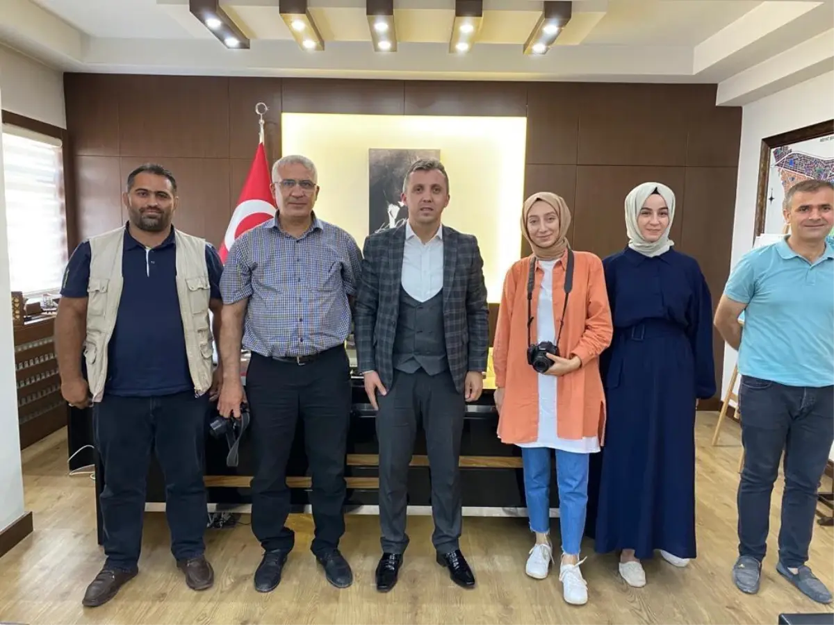 Midyat Kaymakamı Solmaz'ı gazeteciler ziyaret etti