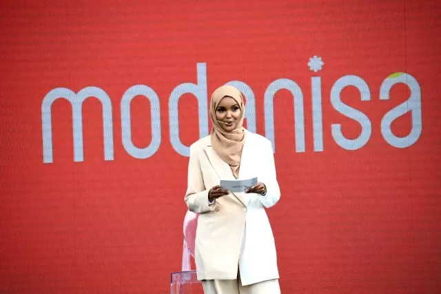 Modanisa global mottosunu Halima Aden ile duyurdu