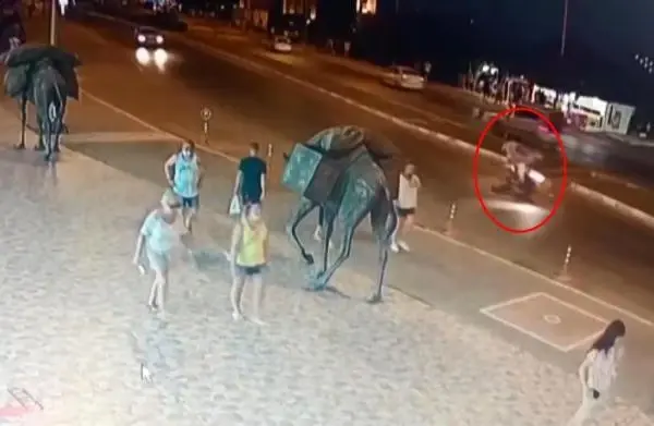 Son dakika haberi: Motosikletin çarptığı Alman turist öldü; kaza anı kamerada
