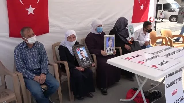 Muşlu annelerin HDP önündeki evlat nöbeti sürüyor