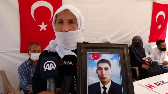 Muşlu annelerin HDP önündeki evlat nöbeti sürüyor