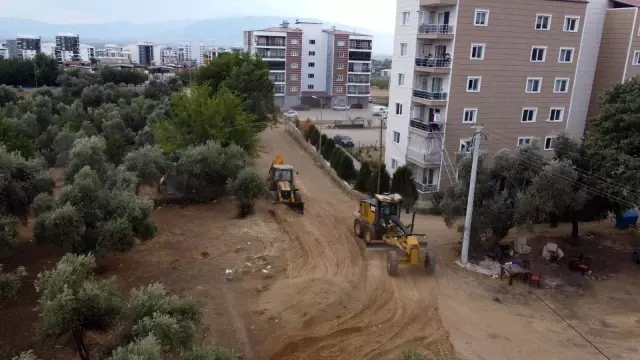 Nazilli Belediyesi Ocaklı Mahallesi'nde yeni yol açma çalışması başlattı