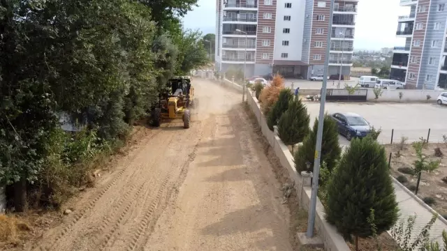 Nazilli Belediyesi Ocaklı Mahallesi'nde yeni yol açma çalışması başlattı
