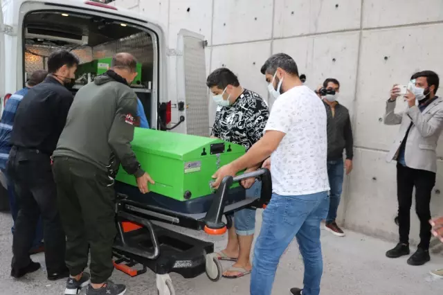 Son dakika: Trafik kazasında hayatını kaybeden Tostçu Mahmut'un cenazesi Adana'ya gönderildi