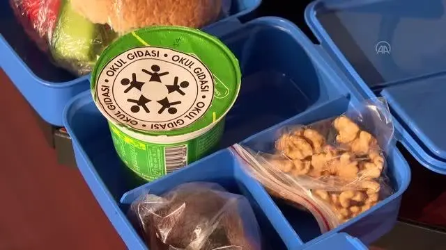 Okul kantinlerinde okul gıdası logolu ürünlerin satılması istendi