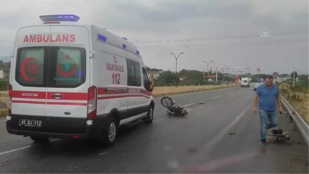 Son Dakika | Manisa'da otomobille çarpışan motosikletin sürücüsü öldü