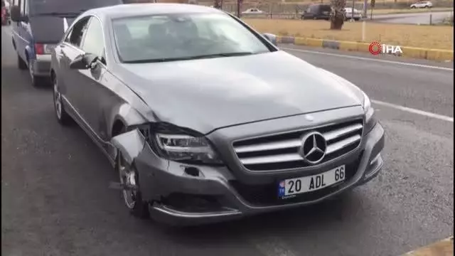 Son dakika haber: Otomobille çarpışan motosikletin sürücüsü hayatını kaybetti