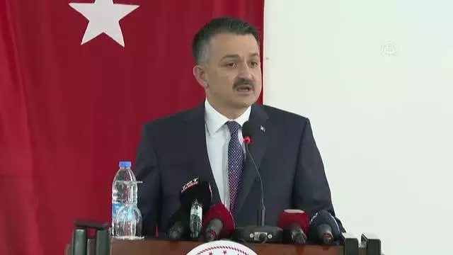 Pakdemirli: Tüm üreticileri Tarsim'e kayıt yaptırmaya davet ediyorum