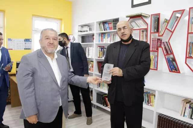 Pazaryeri'nde Kahve Tadında Satırlar kitap kahve projesinin açılışı yapıldı