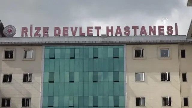 Rize İl Sağlık Müdürü Tepe, Kovid-19 vaka ve aşılama oranlarını değerlendirdi (2)