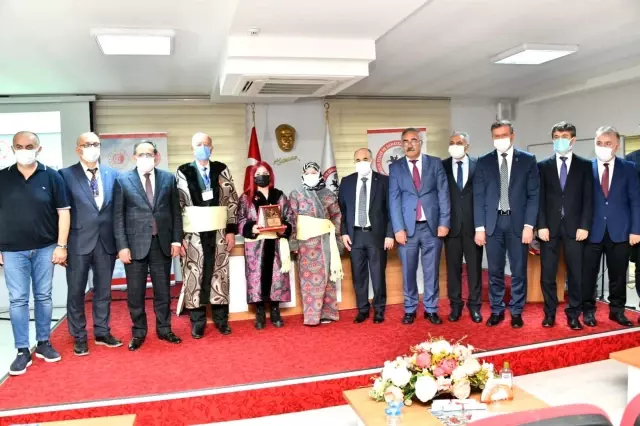Samsun'da yılın ahisi 51 yıllık terzi