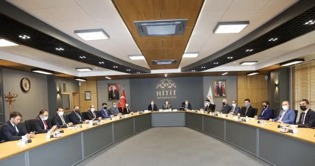 Sanayi ve Teknoloji Bakan Yardımcısı Dönmez, Çorum'da ziyaretlerde bulundu