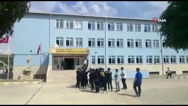 Şarköy'de 4 öğretmen ve 145 öğrenci karantinaya alındı