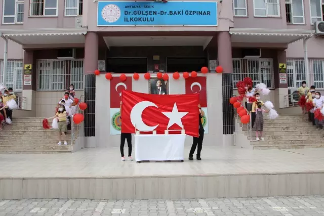 Serik'te İlköğretim Haftası kutlandı