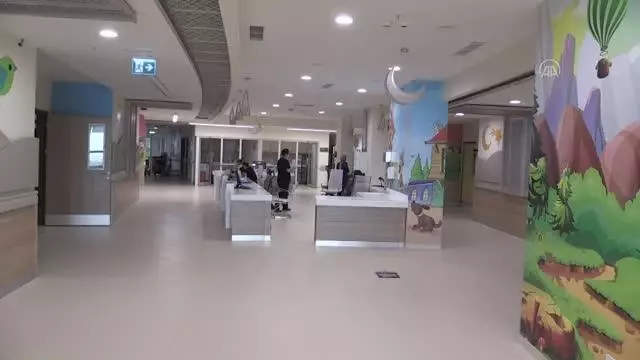 Tandıra düşen ve vücudunda yanıklar oluşan kadın tedavi altına alındı