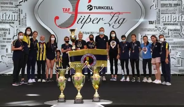 SPOR Turkcell Atletizm Süper Ligi'nde şampiyon Enka