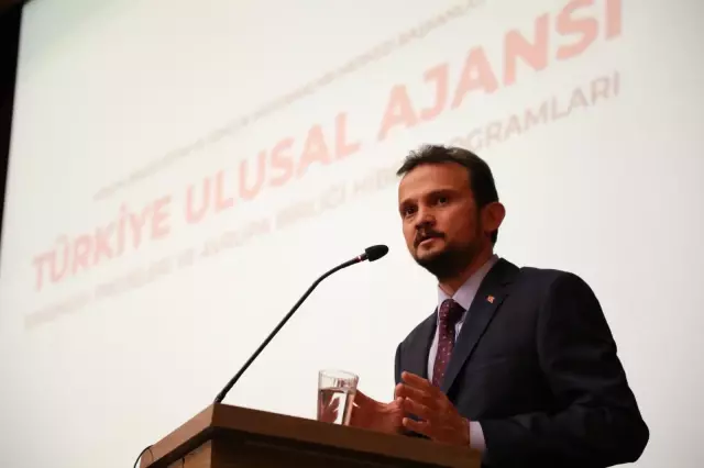 Türkiye Ulusal Ajansı Başkanı Astarcı, Hibe Programları ve Projeleri bilgilendirme toplantısına katıldı