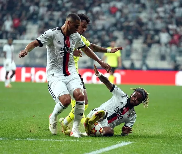 UEFA Şampiyonlar Ligi: Beşiktaş: 1 - Borussia Dortmund: 2 (Maç sonucu)