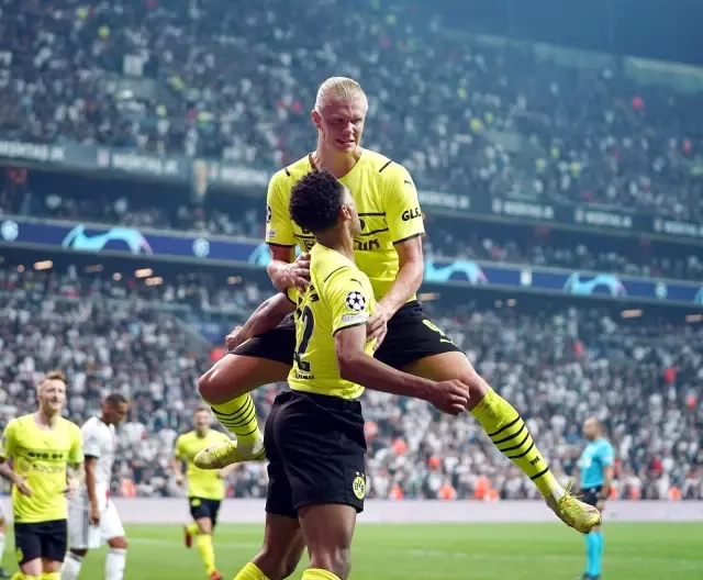 UEFA Şampiyonlar Ligi: Beşiktaş: 1 - Borussia Dortmund: 2 (Maç sonucu)