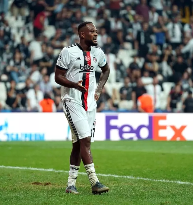 UEFA Şampiyonlar Ligi: Beşiktaş: 1 - Borussia Dortmund: 2 (Maç sonucu)