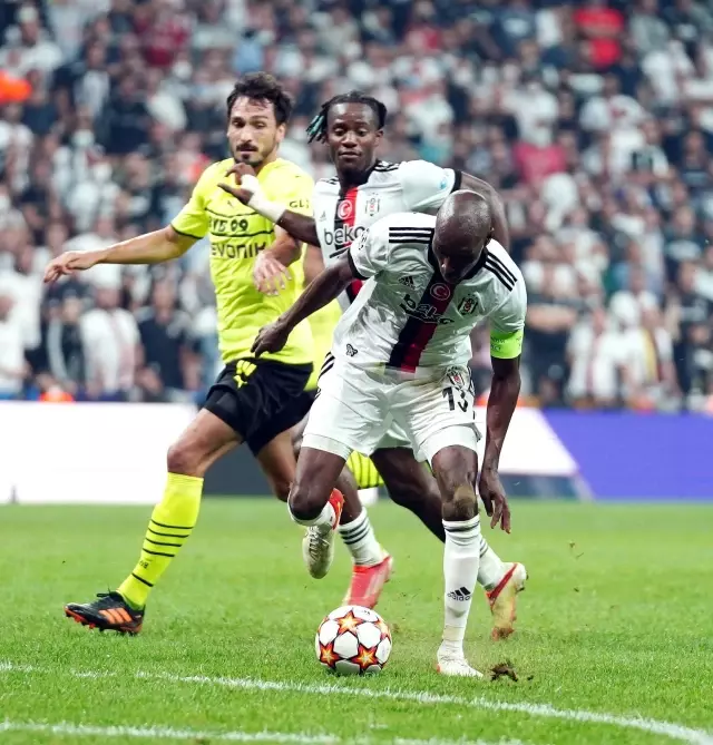 UEFA Şampiyonlar Ligi: Beşiktaş: 1 - Borussia Dortmund: 2 (Maç sonucu)