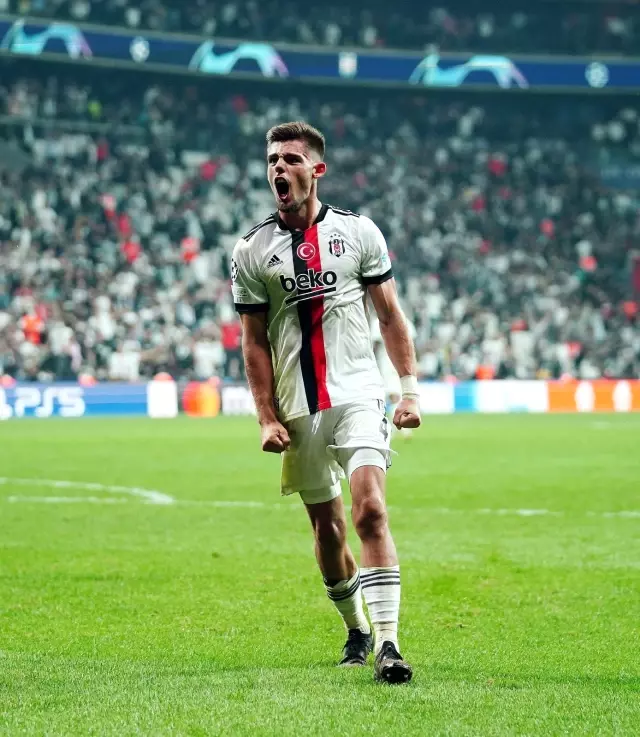 UEFA Şampiyonlar Ligi: Beşiktaş: 1 - Borussia Dortmund: 2 (Maç sonucu)