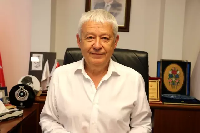 Üniversite öğrencilerinin gelişi esnafı sevindirdi