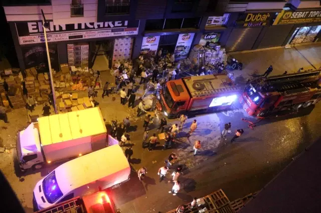 Son dakika haberi | Van'da çıkan yangında esnaf seferber oldu