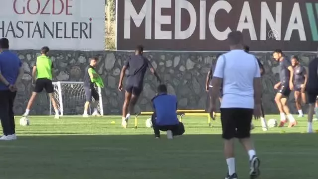 Yeni Malatyaspor, Fatih Karagümrük karşılaşmasından galip ayrılmak istiyor