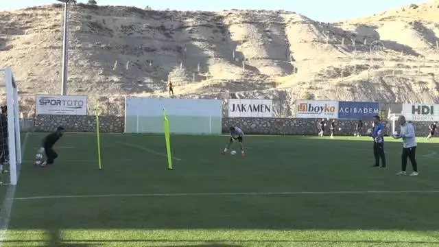 Yeni Malatyaspor, Fatih Karagümrük karşılaşmasından galip ayrılmak istiyor