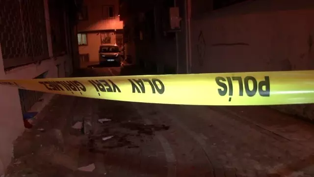 Zeytinburnu'nda sokak ortasında kadın cinayeti