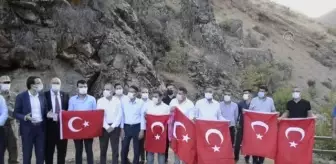 Hasan Demir: Son dakika haber | 29 yıl önce PKK'lı teröristlerce katledilen 9 kişi anıldı Hasan Demir: Son dakika haber | 29 yıl önce PKK'lı teröristlerce katledilen 9 kişi anıldı