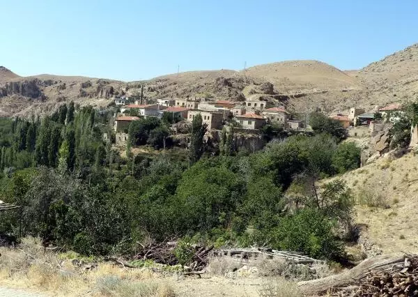 Son dakika haberleri | 75 HANELİ MAHALLEDE KORONAVİRÜSE YAKALANAN OLMADI