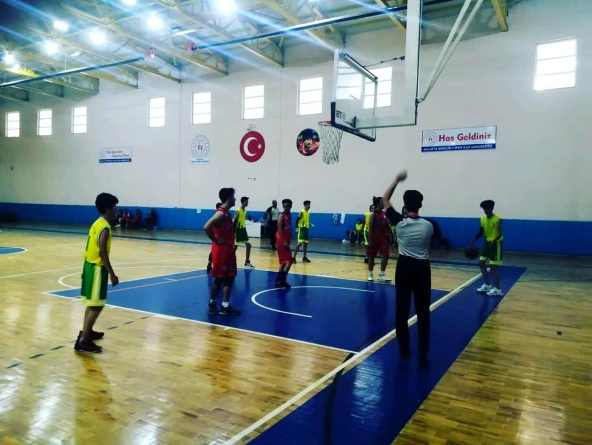 Aydın'da 'Basketbola Dönüş Yaz Ligi' turnuvası sona erdi
