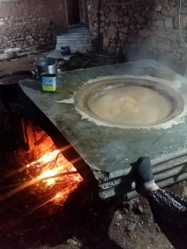 Burdur'da 200 yıldır geçim kaynağı olan pekmezin yapımı başladı: Kilosu 40 TL