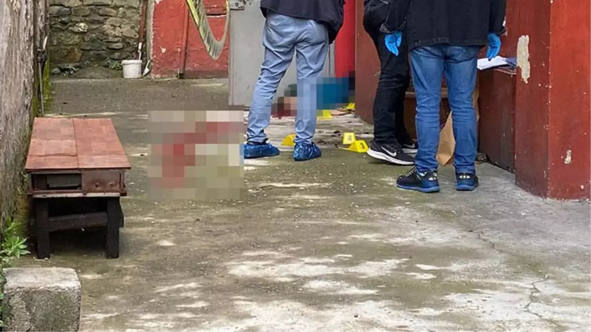 Boşanma aşamasında olduğu eşini tek kurşunla öldürdü