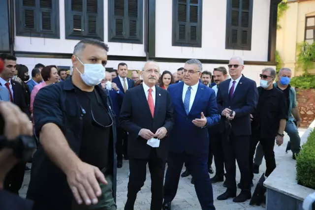 KIRKLARELİ - CHP Genel Başkanı Kılıçdaroğlu, Kırklareli'nde Atatürk Evi'ni ve Belediyeyi ziyaret etti