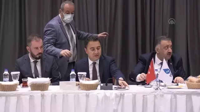DEVA Partisi Genel Başkanı Babacan ziyaretlerde bulundu