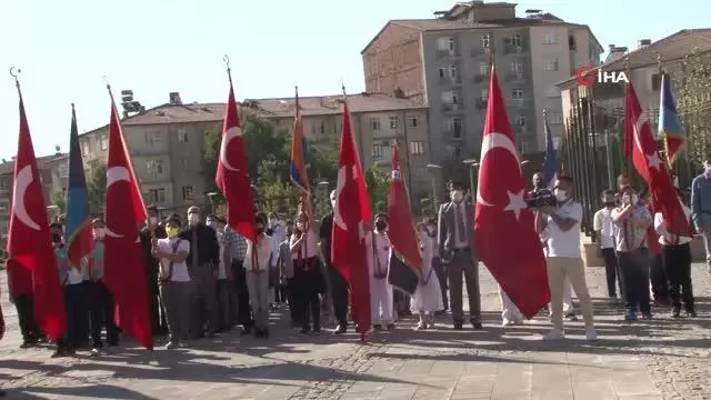 Elazığ'da İlköğretim Haftası etkinliği