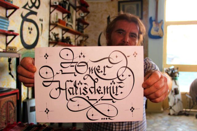 goren antikaci zannediyor onun meslegi ise 12 14398978 o