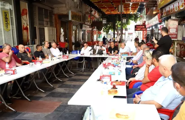 Gültak, çarşı esnafı ile bir araya geldi